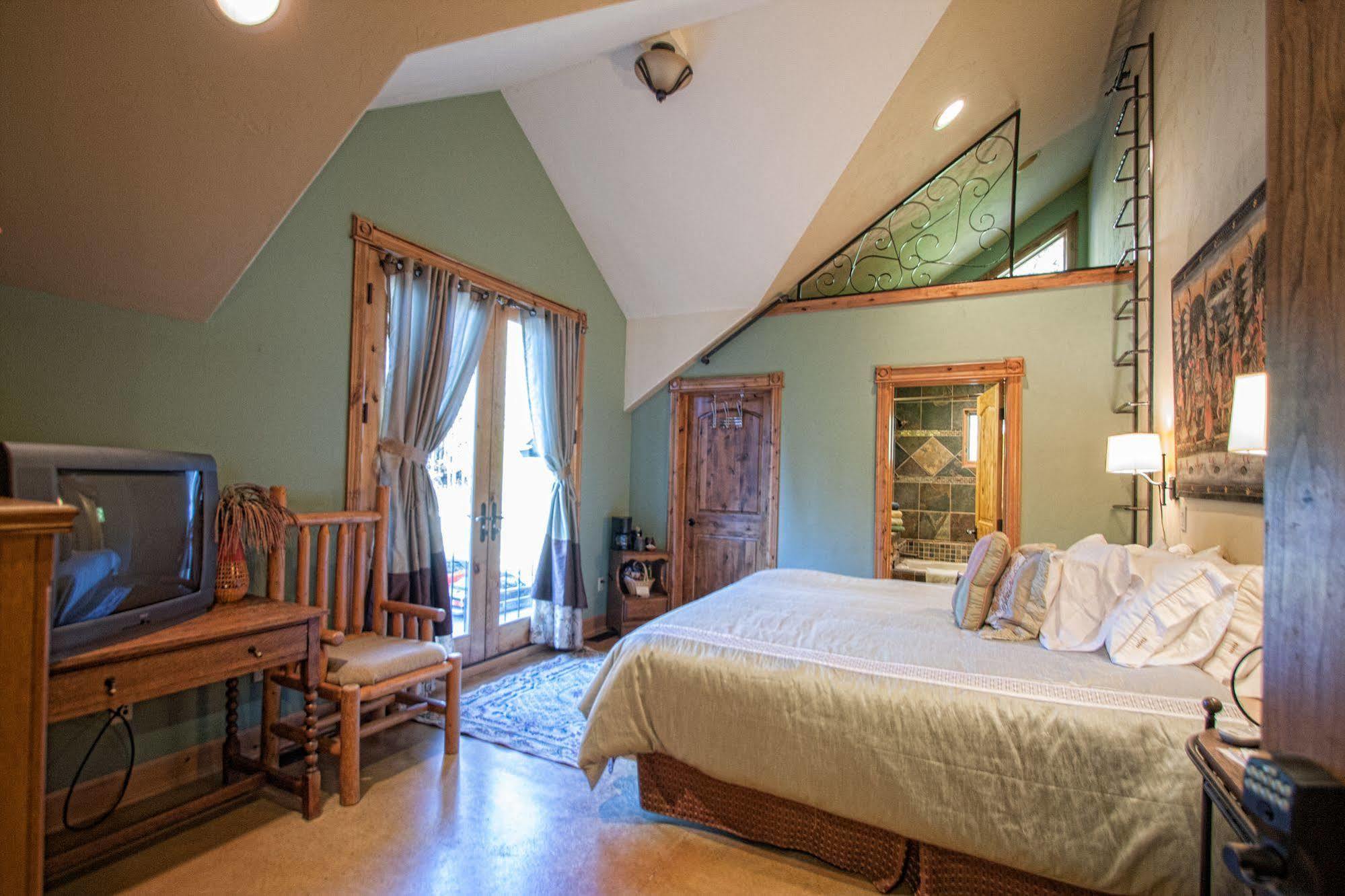 Talus Rock Retreat Villa Sandpoint Exterior photo
