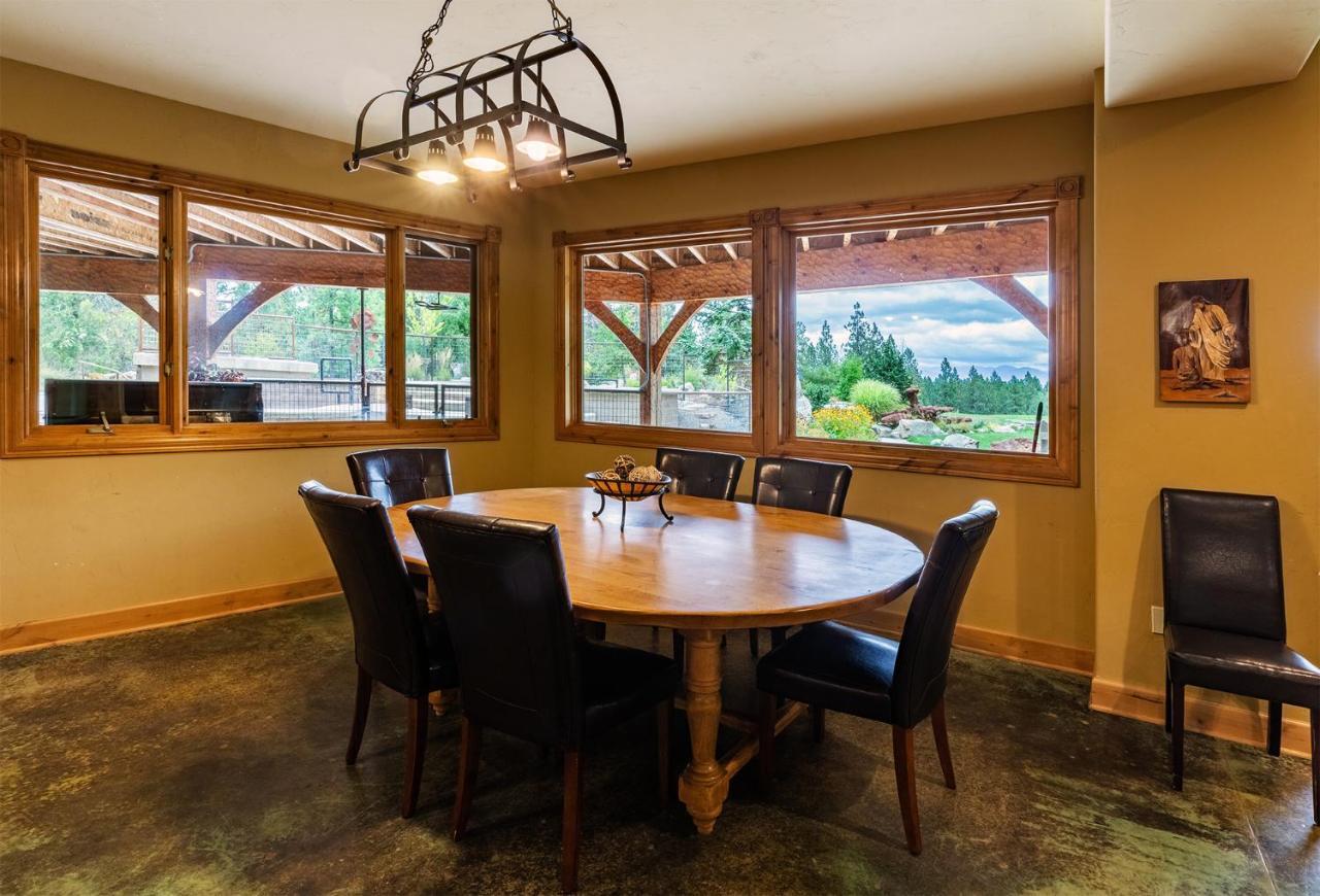 Talus Rock Retreat Villa Sandpoint Exterior photo