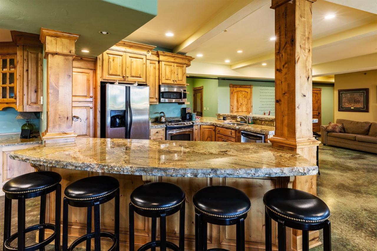 Talus Rock Retreat Villa Sandpoint Exterior photo