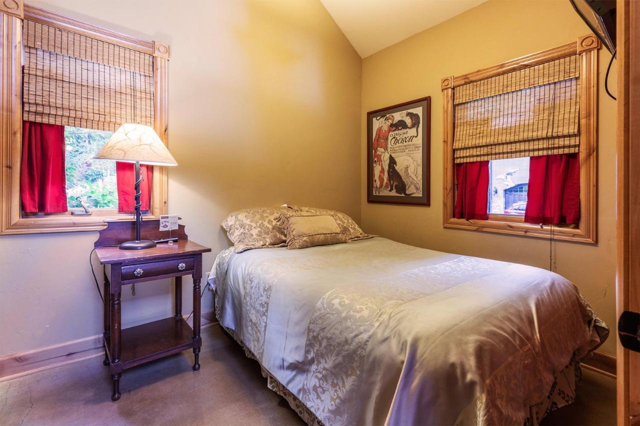 Talus Rock Retreat Villa Sandpoint Exterior photo