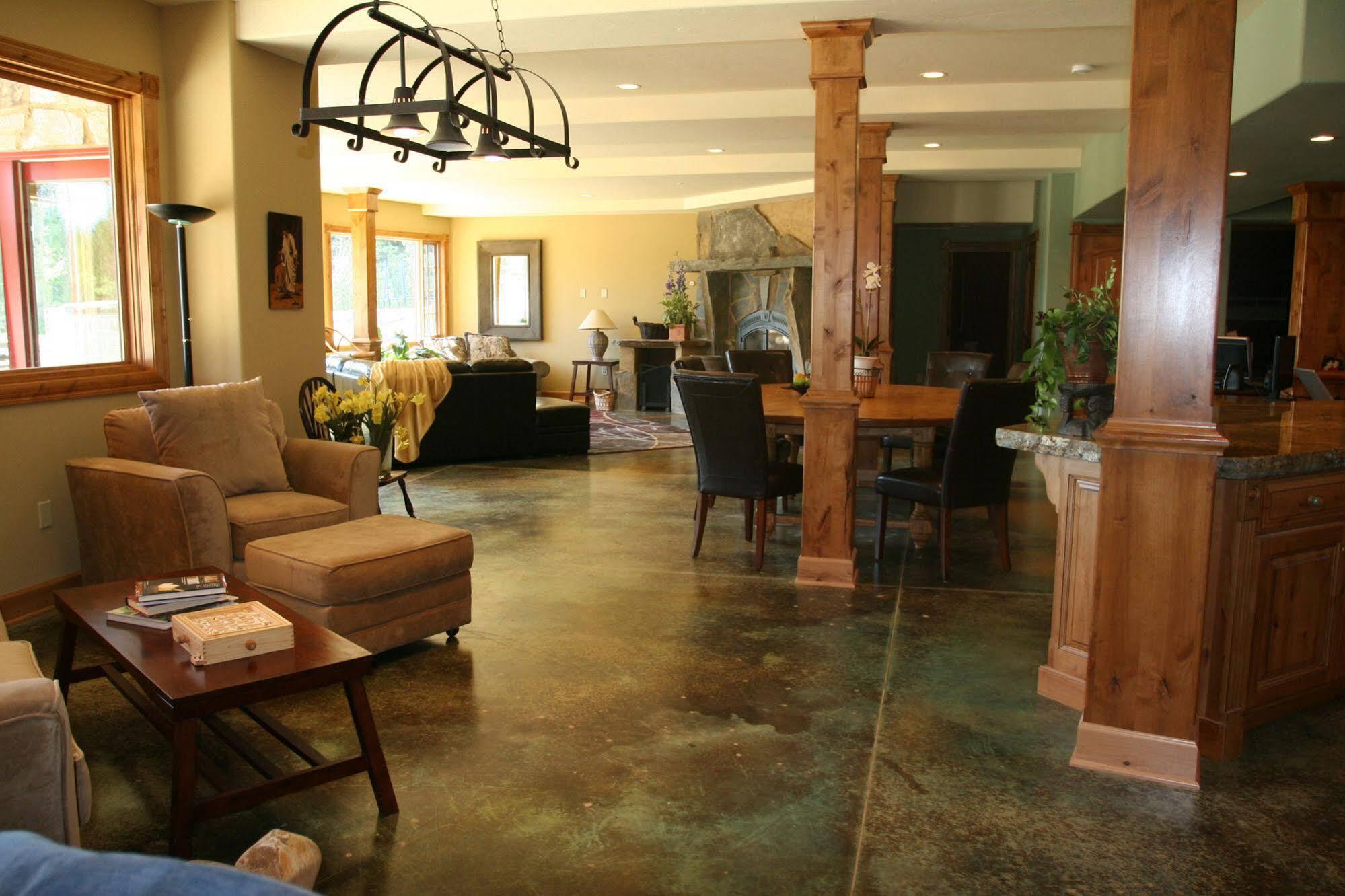Talus Rock Retreat Villa Sandpoint Exterior photo